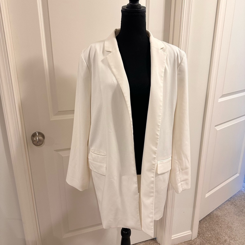 Chico's White Blazer Open Front Relaxed Fit